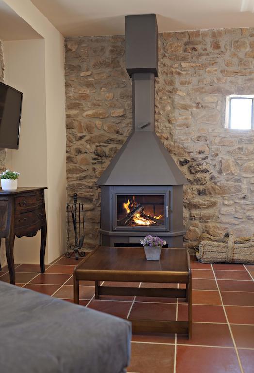 Masia Ca L'Anima Hotell La Baronia de Rialb Rom bilde